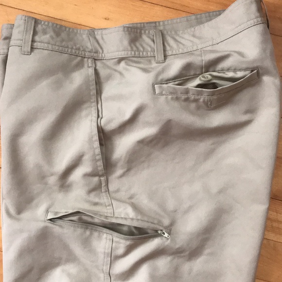 Champion Shorts Men’s Beige Multi pockets - Picture 4 of 4